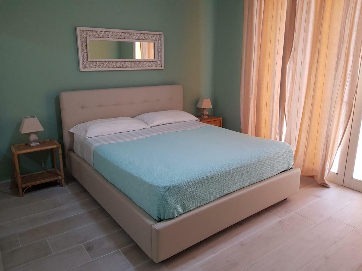 Villa Ada Casa Vacanze Torre Specchia Ruggeri Eksteriør billede